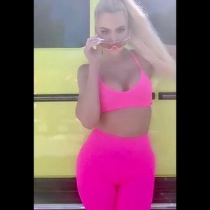 Good American outfit